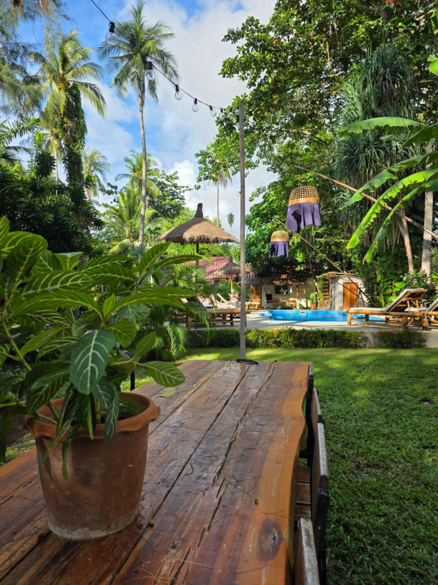 The Mellow Mango Ko Lanta Buitenkant foto